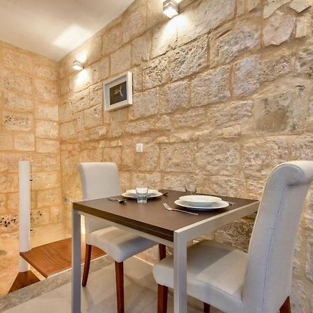 Orangery 101 - Duplex Studio Lägenhet Valletta Exteriör bild