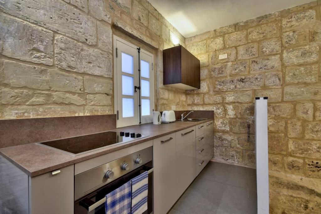 Orangery 101 - Duplex Studio Lägenhet Valletta Exteriör bild