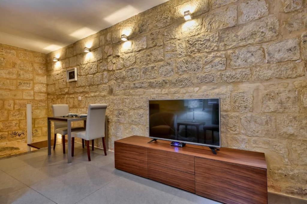 Orangery 101 - Duplex Studio Lägenhet Valletta Exteriör bild