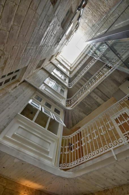Orangery 101 - Duplex Studio Lägenhet Valletta Exteriör bild